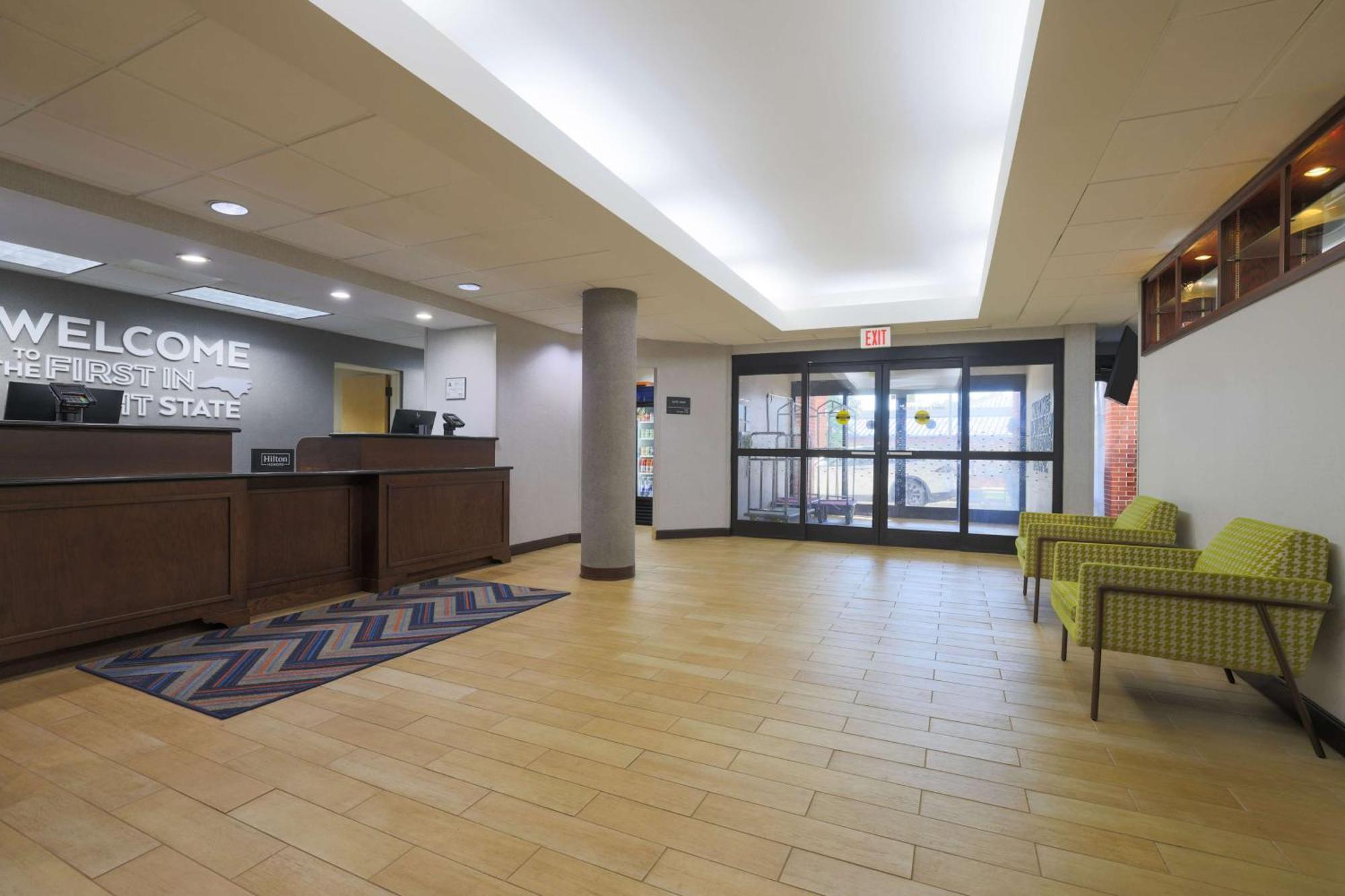 Hampton Inn Raleigh/Garner Exterior photo